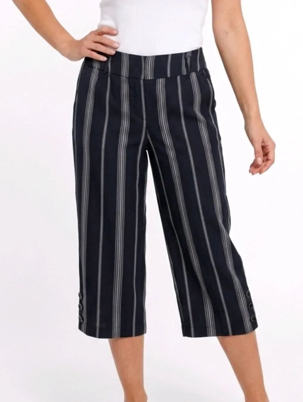 Lane Bryant The Laney Gray Striped High Rise Wide-Leg Cropped Pants Size 14